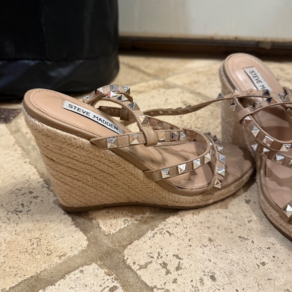Steve Madden wedges - Picture 2 of 3